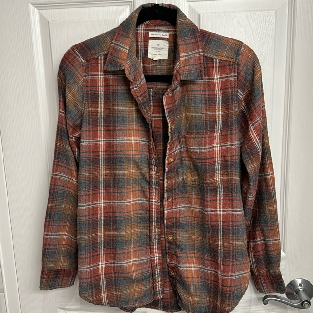 American Eagle Boyfriend Fit Soft Button-Down Flannel